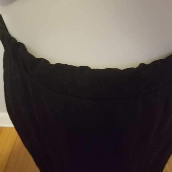 Black Pencil Skirt - Picture 4 of 4